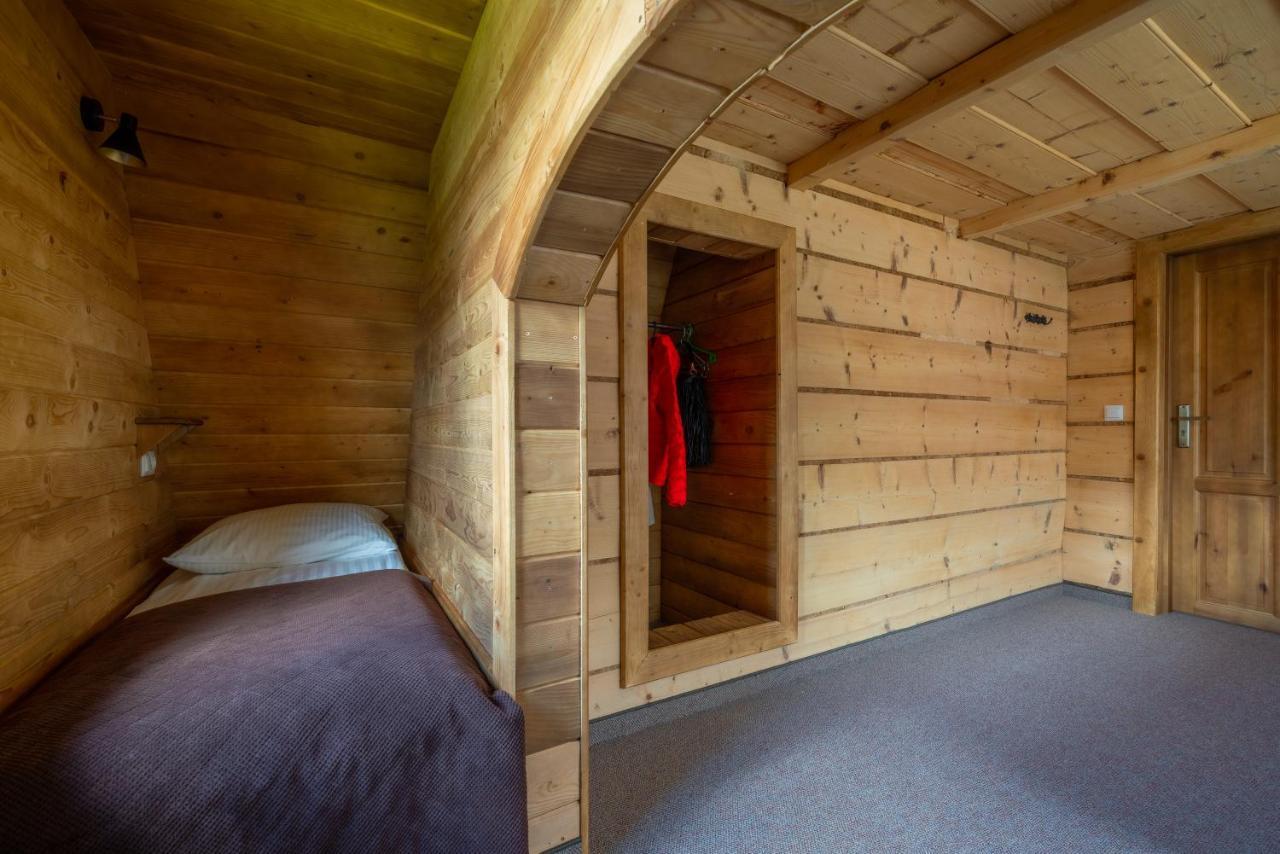 Apartamenty Regionalne Skalny Potok ザコパネ エクステリア 写真